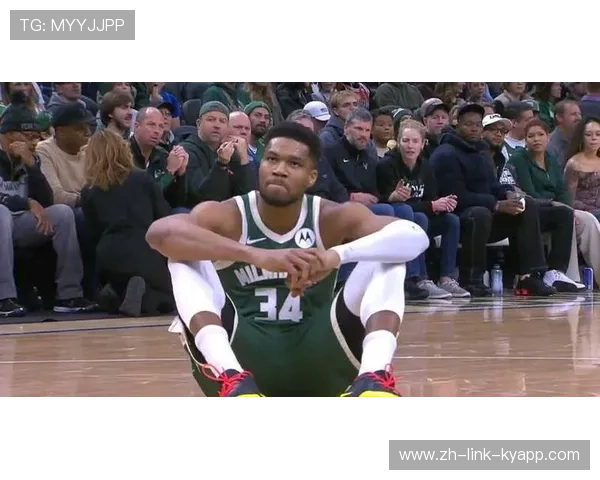 字母哥赛后风度获赞，场内场外形象并重