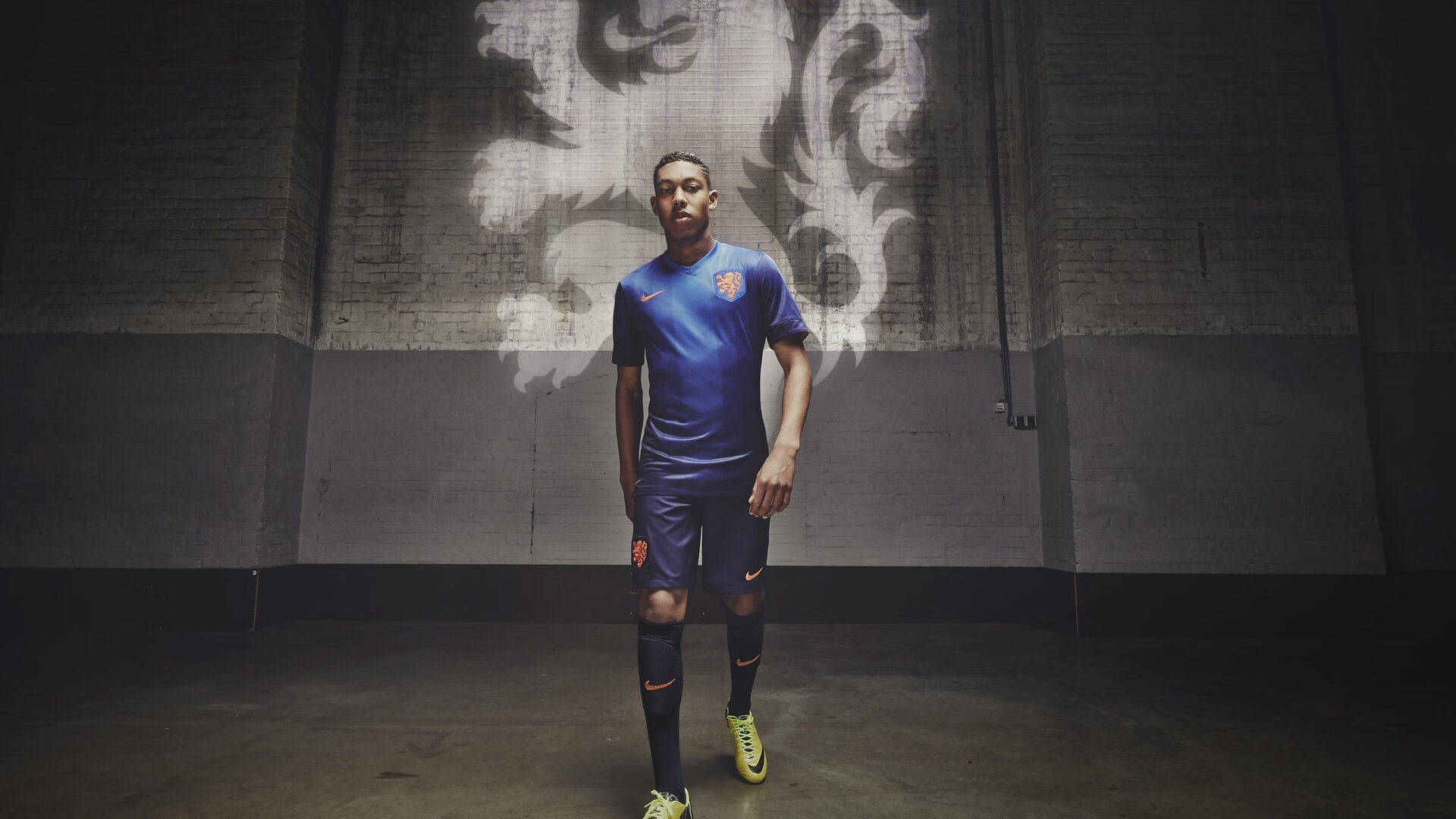 线上足球模拟比赛热潮，虚拟竞技走红，模拟足球联赛